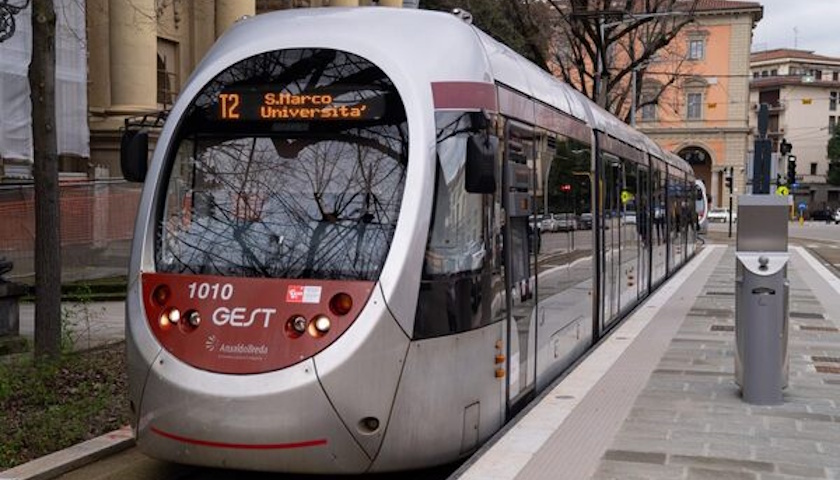 Eco-friendly tram extension begins operations in Florence